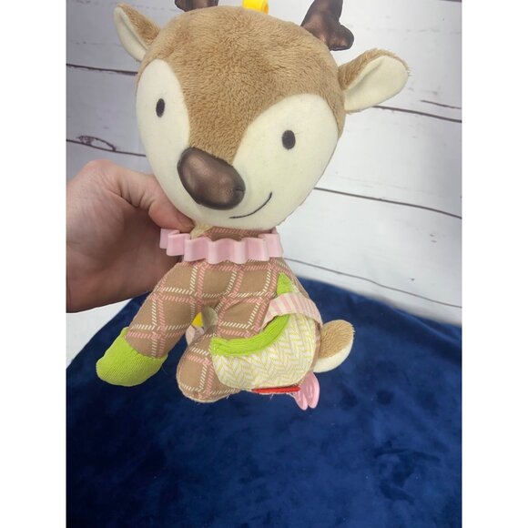 Skip Hop Reindeer Deer Activity Plush Rattle Teether 10" Stuffed Animal Toy - Picture 8 of 8